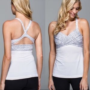 Lululemon Wrap it Up Dottie Dash Size 6 Tank